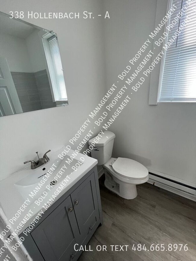 Building Photo - 338 Hollenbach St
