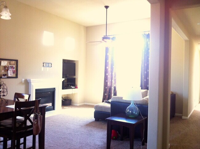 Building Photo - Great Harlan Ranch Home! Don't miss out!