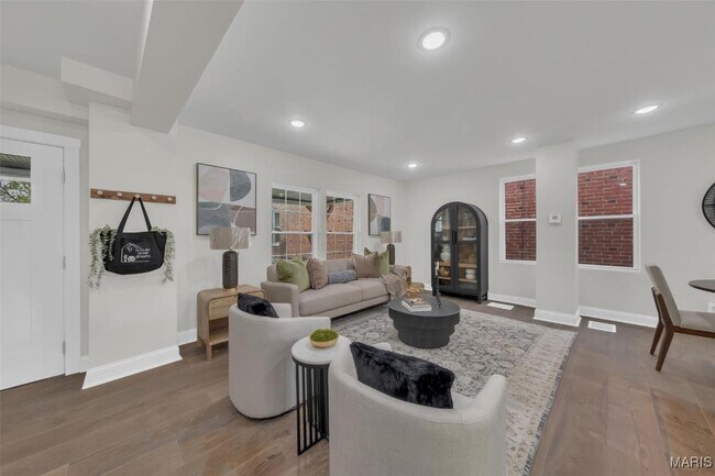 Foto del edificio - 6815 Wise Ave