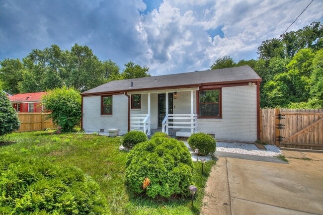 Building Photo - 141 Dodge Dr