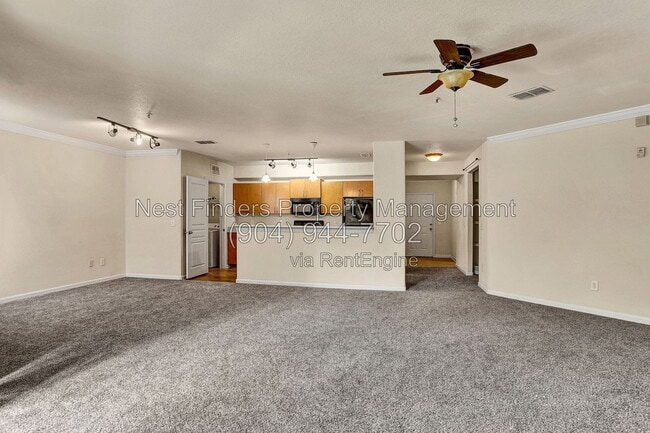 Building Photo - 8290 Gate Pkwy W
