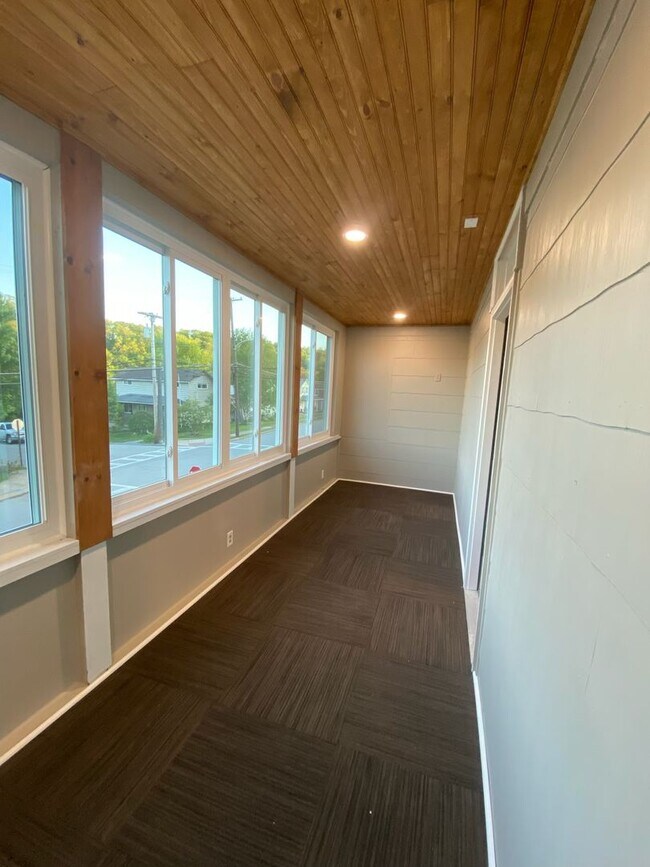 Foto del edificio - 357 2nd Ave