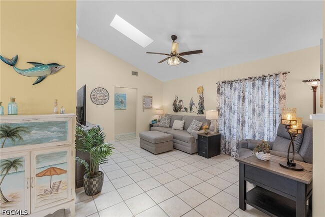 Foto del edificio - 1409 SW 1st Pl