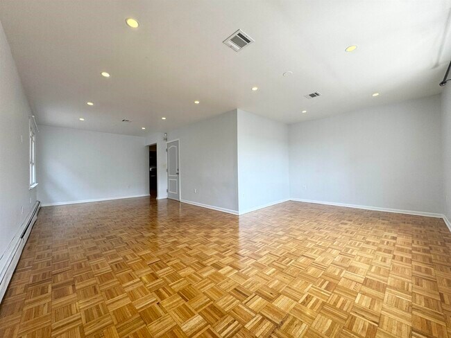 Foto del edificio - 1101 Summit Ave