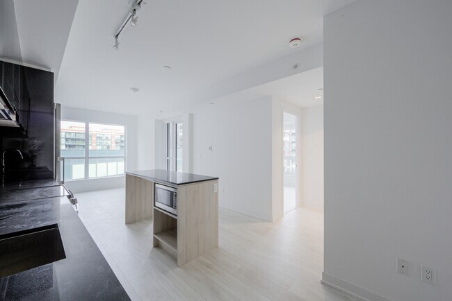 Photo du bâtiment - 31-331 Tippett Rd