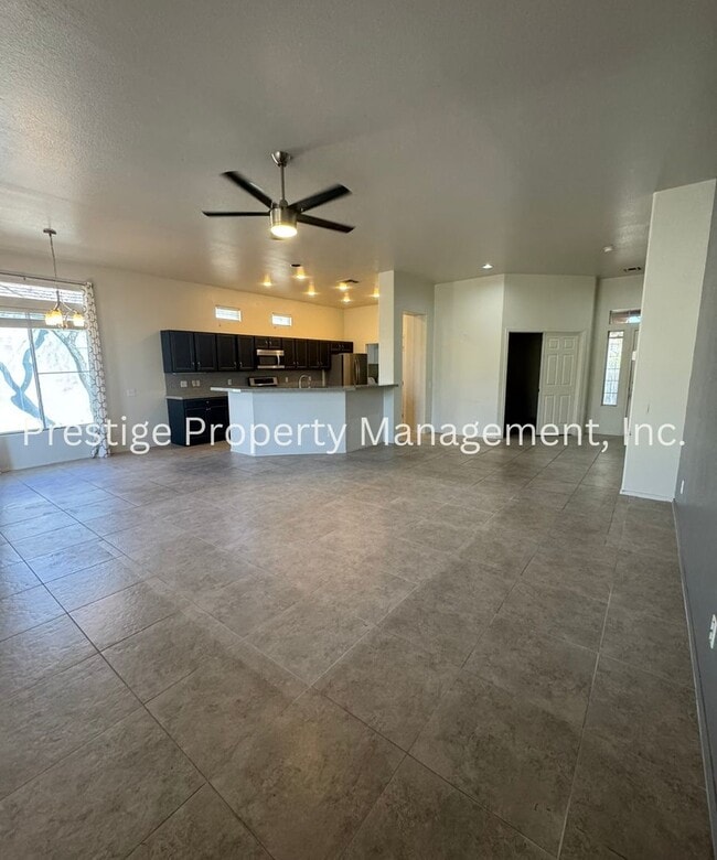 Building Photo - 5252 W Winding Desert Dr