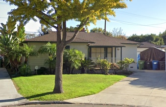Building Photo - 9002 Amsdell Ave