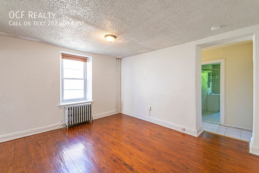 Foto principal - 3719-21 Calumet St