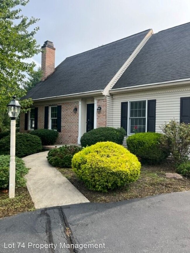 Building Photo - 4 br, 2.5 bath House - 1775 Blossom Hill Road