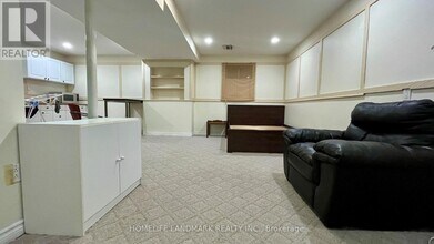 Building Photo - 29 W Borough St