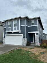 Building Photo - 840 Vine Maple St SE