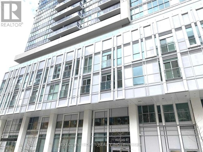 Building Photo - 77 Mutual St