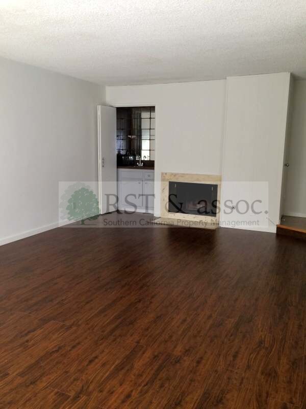 Foto del edificio - 11840 Gorham Ave