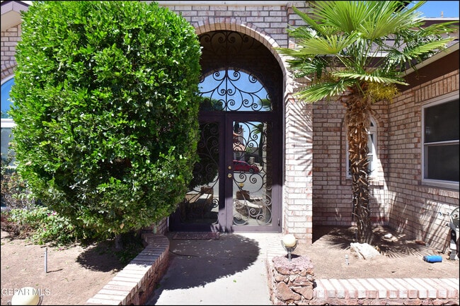 Foto del edificio - 1857 Ralph Janes Pl