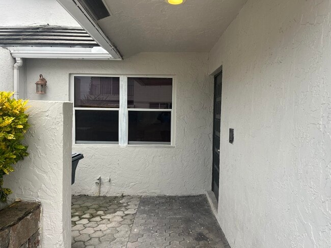 Building Photo - 7420 Champagne Pl