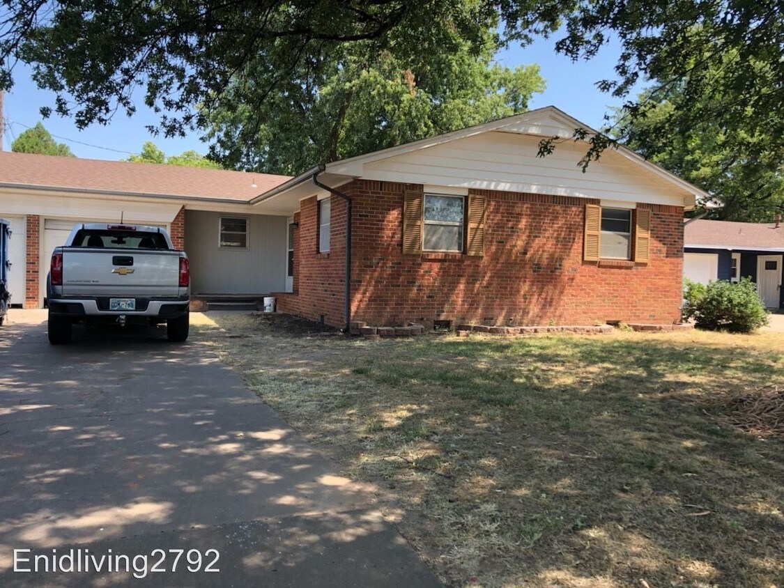 Primary Photo - 3 br, 2 bath House - 1838 Pawnee