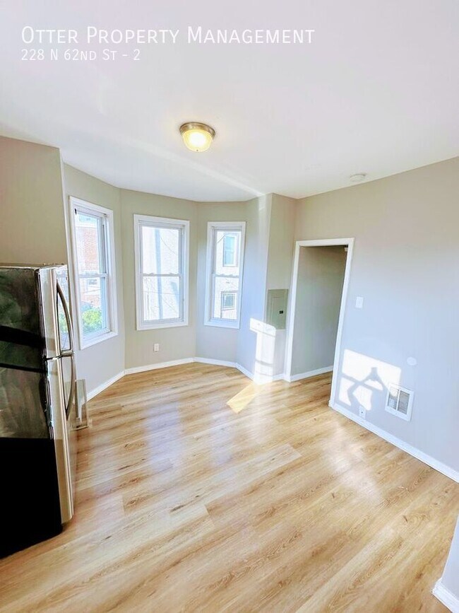 Building Photo - 228 N 62nd St