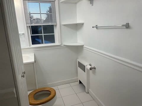 Building Photo - 347 Hawkins Ave