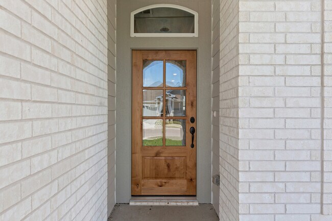Foto del edificio - 7505 Hudson Grove Dr