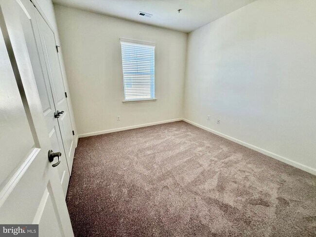 Foto del edificio - 20013 Newry Dr