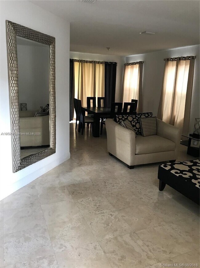 Foto del edificio - 9960 NW 10th St