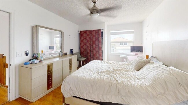 Foto del edificio - 8422 SW 44th Pl