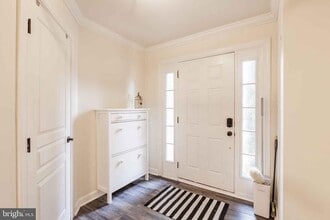 Building Photo - 9733 Braidwood Ter