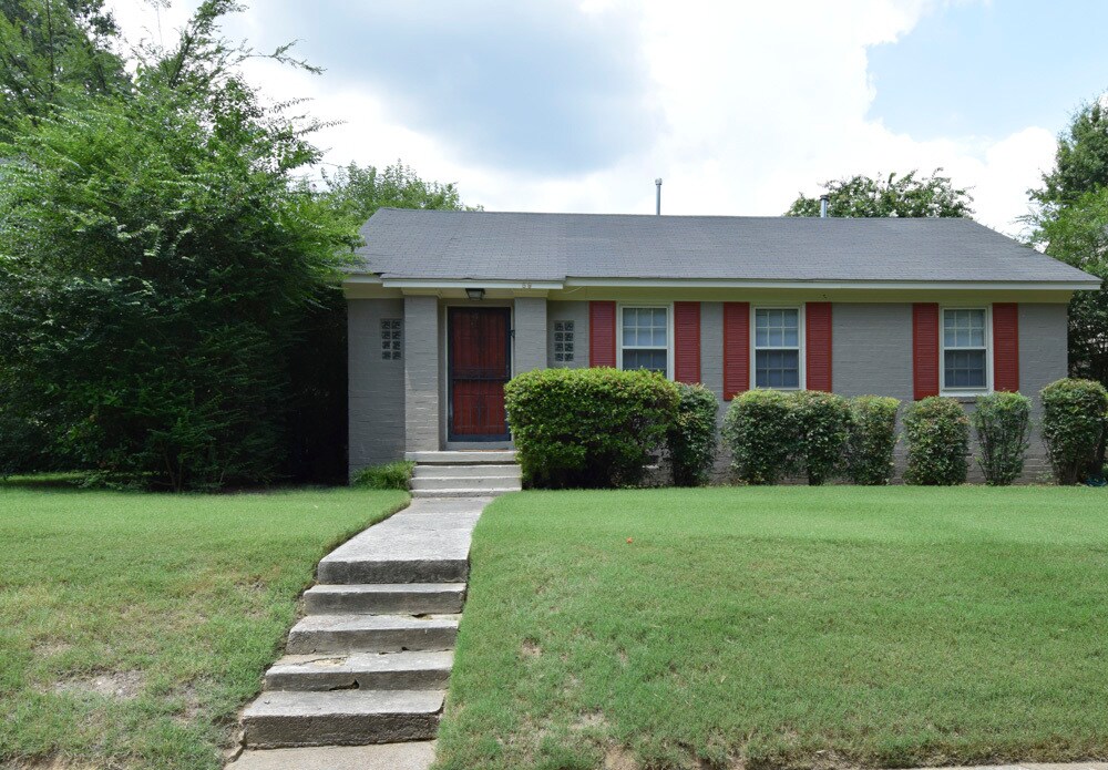 Primary Photo - 59 W Lafayette Cir