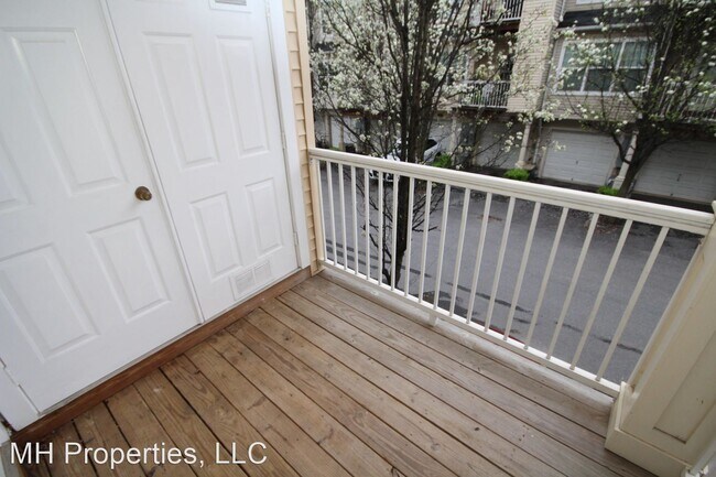 Building Photo - 11317 King George Dr