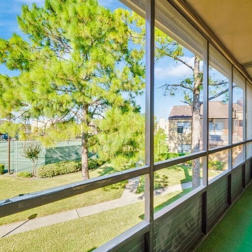 Foto del edificio - 10555 Turtlewood Ct
