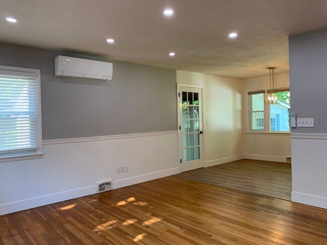 Foto del edificio - 3 Bed 1 Bath House Topsham