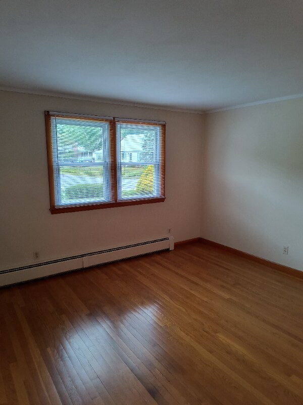 Building Photo - 14 Oban Dr