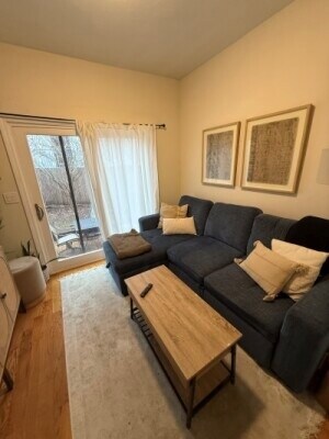Foto principal - 58 Medford St