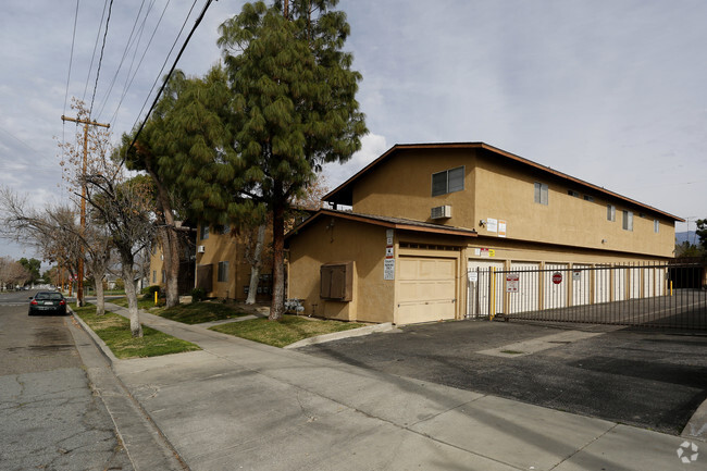 Building Photo - Olive Tree Apartments