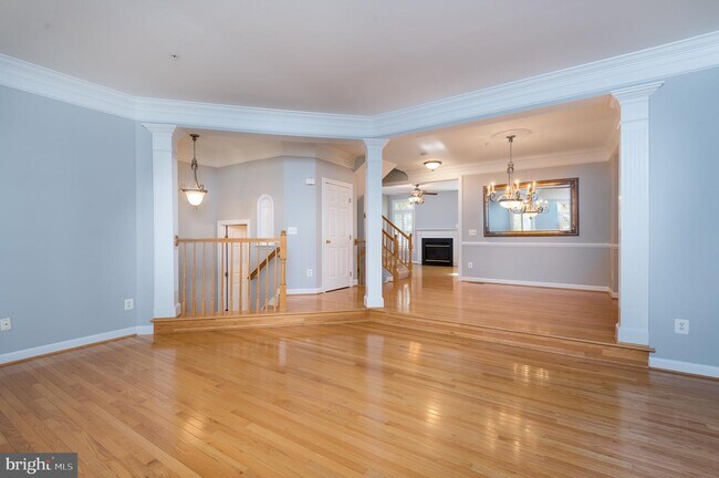 Building Photo - 4912 Waple Ln