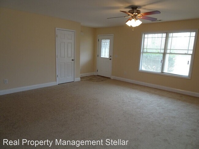 Building Photo - 3 br, 2 bath House - 245 Highland Pointe D...