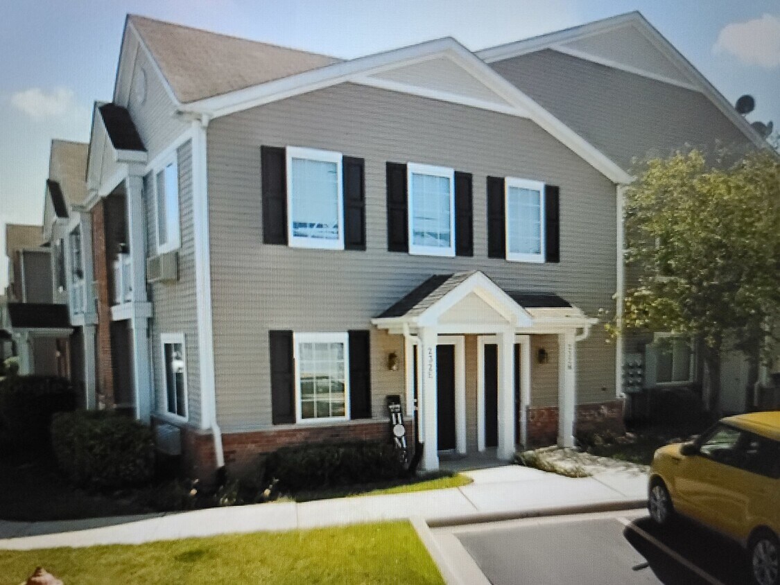 Primary Photo - 232 Bertram Dr