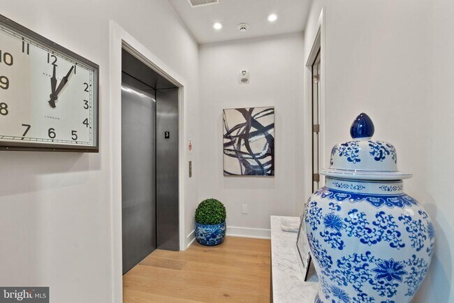 Foto del edificio - 43443 Croson Ln