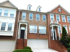Building Photo - 1609 Wehunt Pl