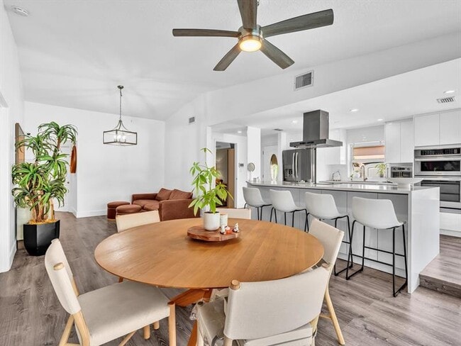 Foto del edificio - 9831 SW 58th Ct