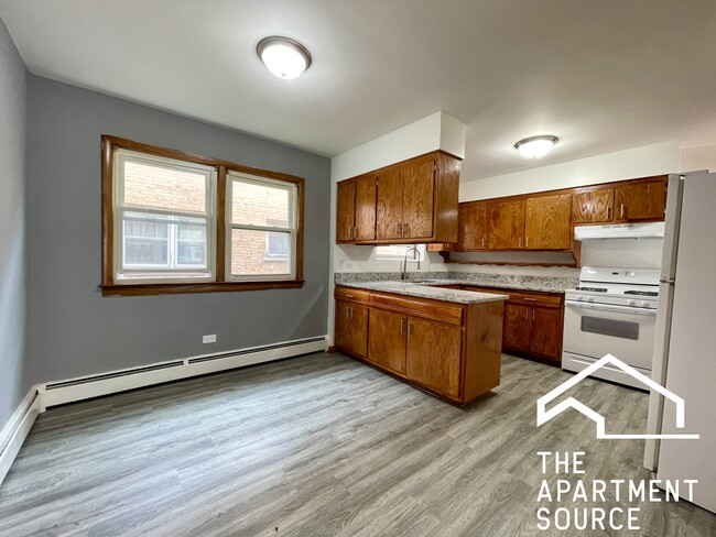 Foto del edificio - 10237 Chestnut Ave