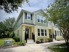 Building Photo - 673 Oak Lake Ln