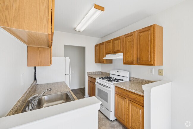 1 dormitorio, 1 baño - 775 pies cuadrados - Cocina - Beechwood Gardens