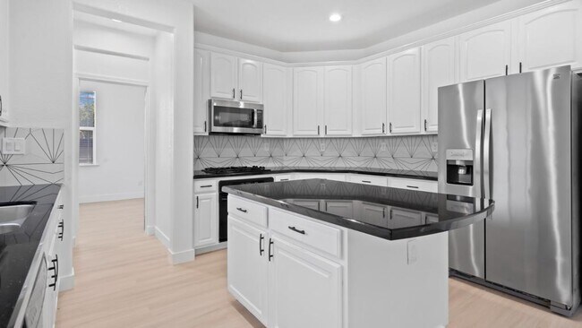Building Photo - Gaar Ct