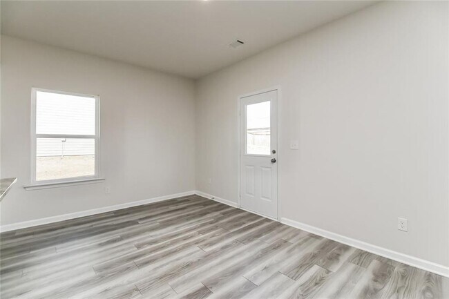 Building Photo - 160 Avondale Blvd SE