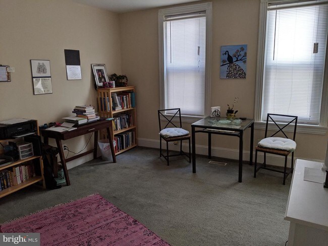 Foto del edificio - 4147 Ridge Ave