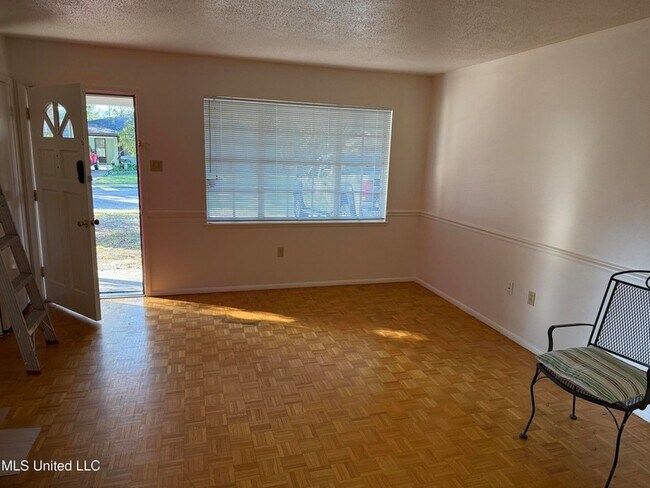 Foto del edificio - 2507 Middlecoff Dr