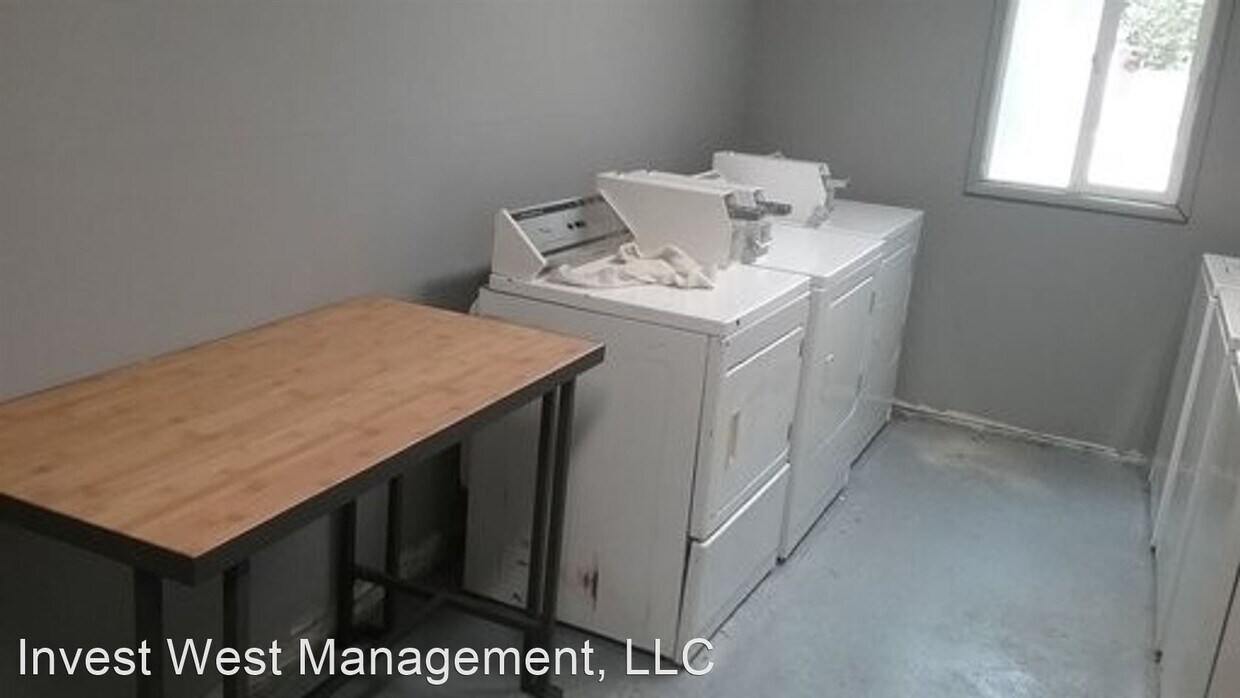 Foto del edificio - 1955-1933 33rd Ave