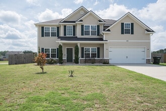 Building Photo - 418 Huntington Dr