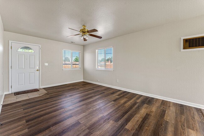 Foto del edificio - Charming Home in Sunnyside, DENVER